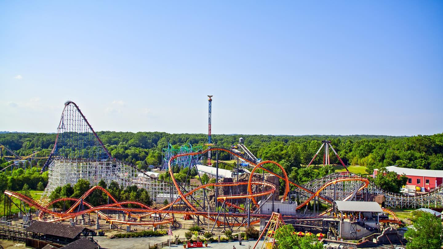 Six Flags Great America – One-Day Ticket